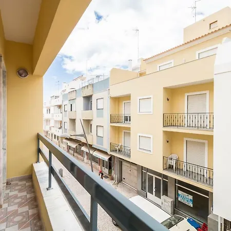 Rainha Santa Apartment